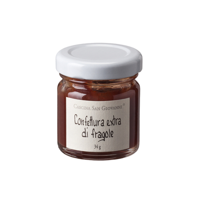 Erdbeerkonfitüre aus italienischen Erdbeeren in kleiner Probiergröße oder zum Verschenken.